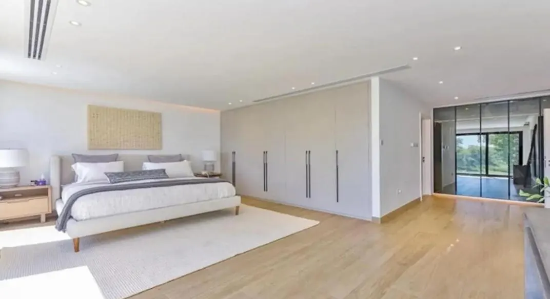 Readmyhostprofile! Luxury Private 6 Bedroom Villa In Palm Jumeirah Dubai