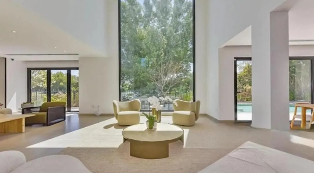 Readmyhostprofile! Luxury Private 6 Bedroom Villa In Palm Jumeirah Dubai United Arab Emirates